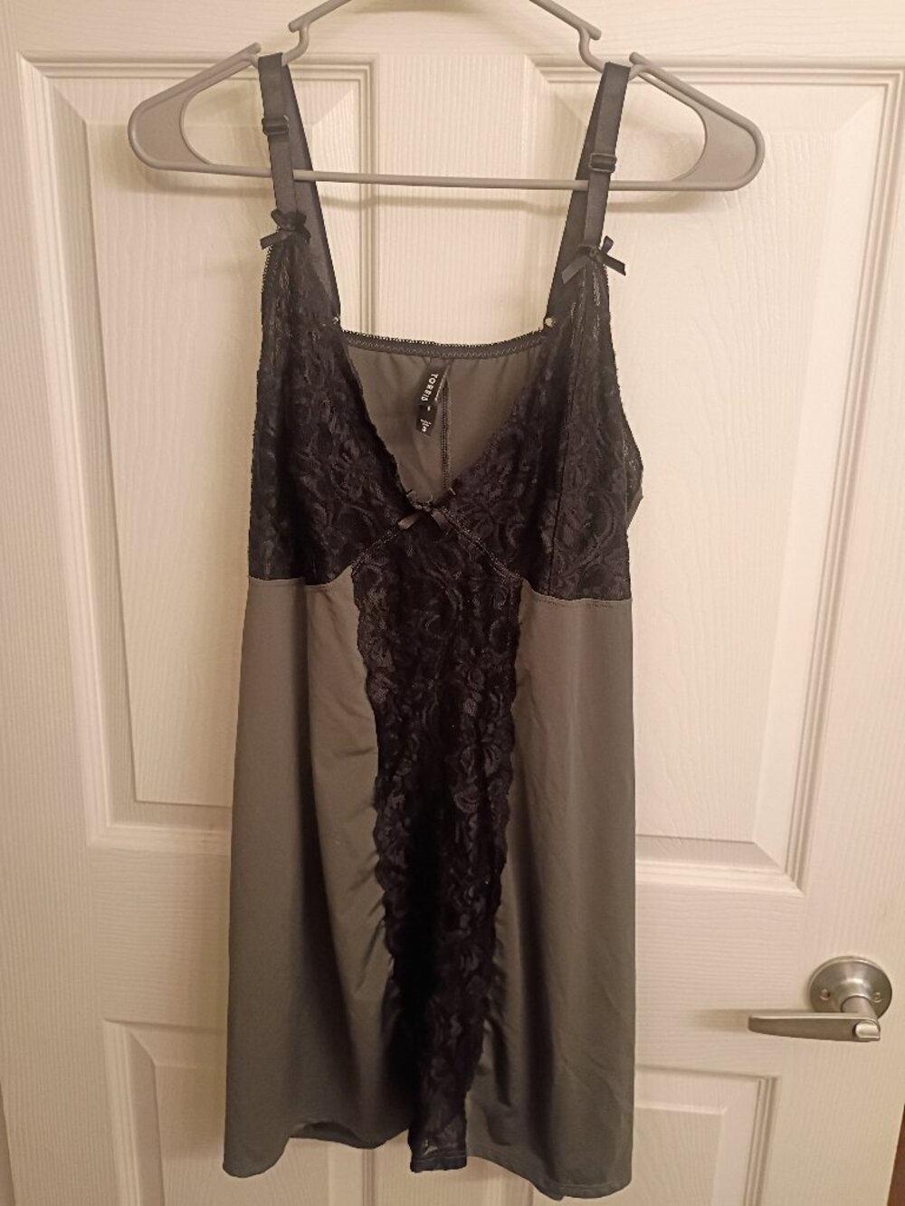 Torrid black and gray lace chemise nightie size 3